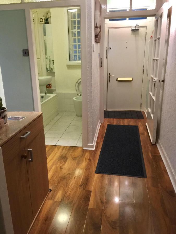 Old Town View Apartment Edinburgh Ngoại thất bức ảnh