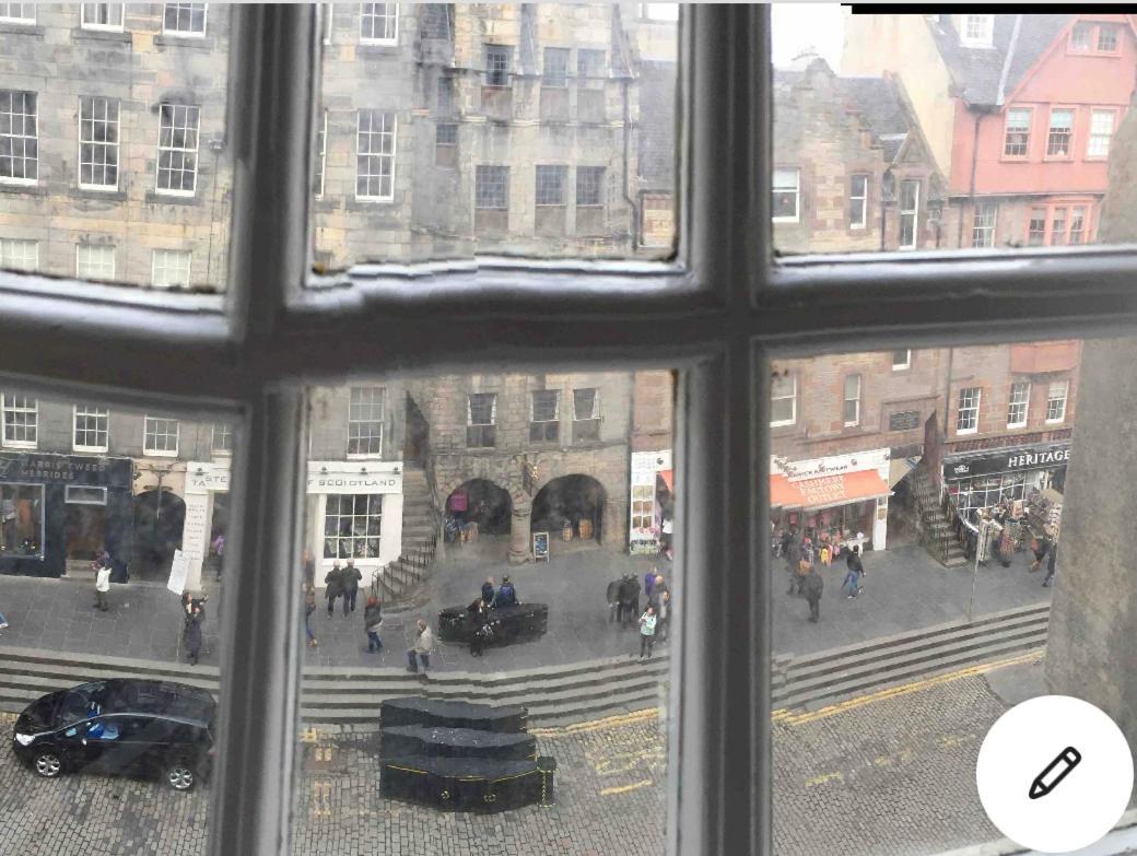 Old Town View Apartment Edinburgh Ngoại thất bức ảnh