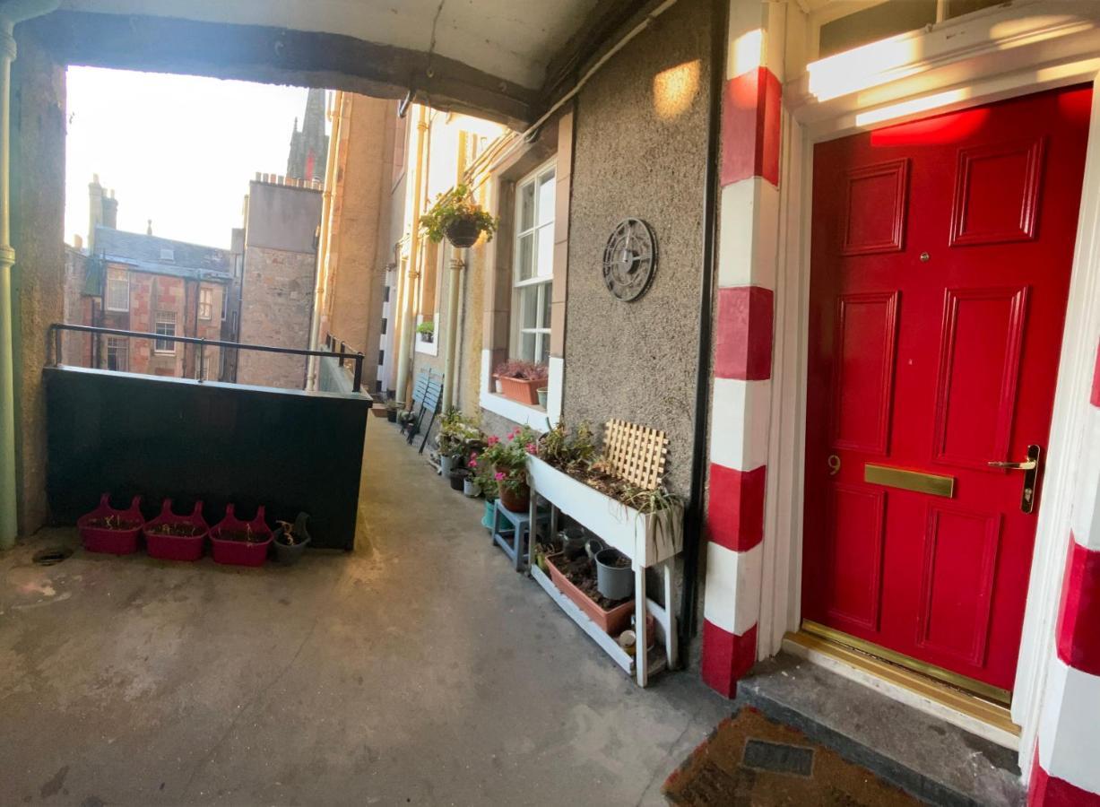 Old Town View Apartment Edinburgh Ngoại thất bức ảnh